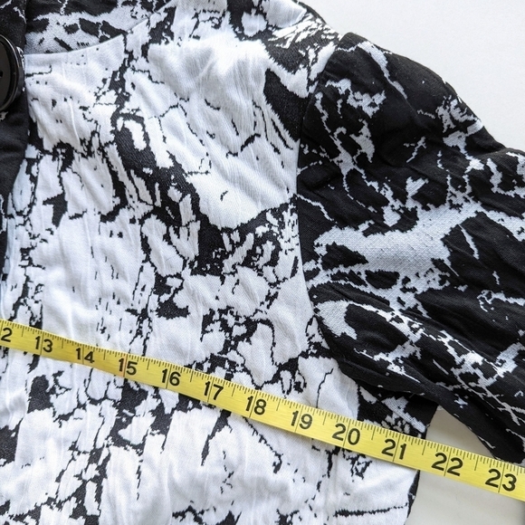 JM Collection Colorblock Marble Print Quilted ¾ Sleeve Jacket Black White- sz 1X - Picture 9 of 11